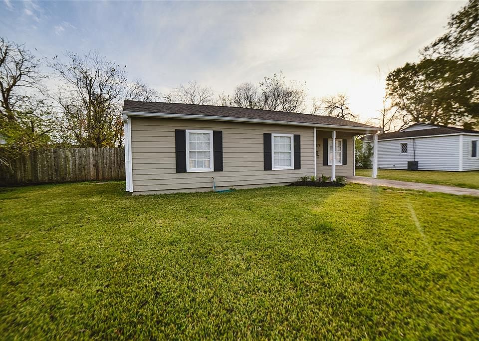 1st image of 2126 Estate Dr