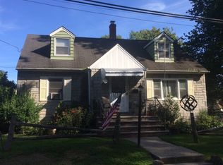 4 Pine St, Hackensack, NJ 07601