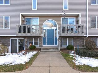 870 Landry Ave UNIT 3, North Attleboro, MA 02760