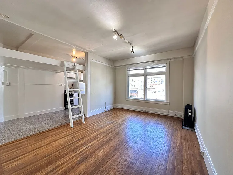 555 OFarrell Street — Photo 7