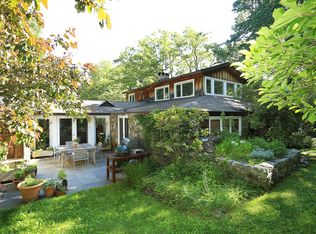 930 E Mountain Rd S, Cold Spring, NY 10516