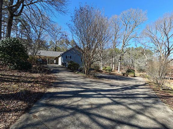 3rd image of 105 Liberty Rd