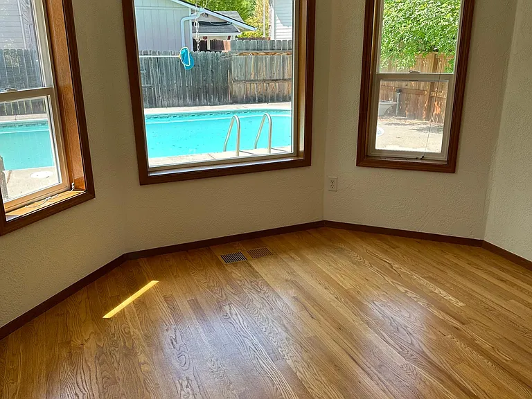600 Jackson Creek Dr — Photo 14