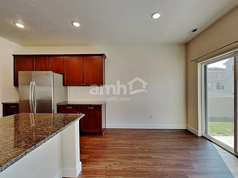 2382 E Buckskin Way — Photo 5