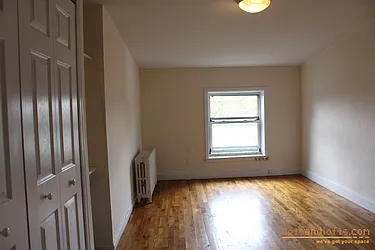 Rented by aptsandlofts.com