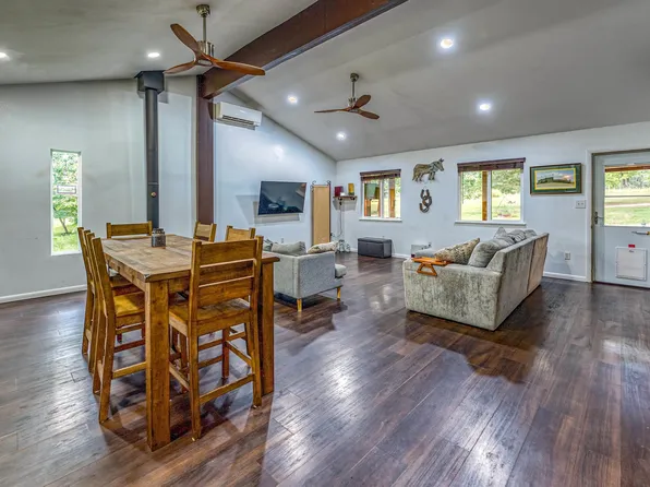 240 Mc #149, Oakland, AR 72661