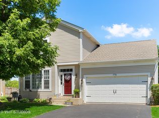 1716 Melbourne Ln, Aurora, IL 60503