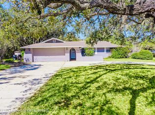 18925 Maple Leaf Dr, Hudson, FL 34667