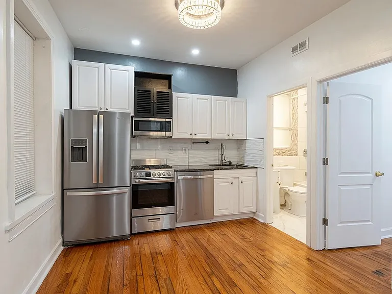 1229 N Cleaver St #1R — Photo 1