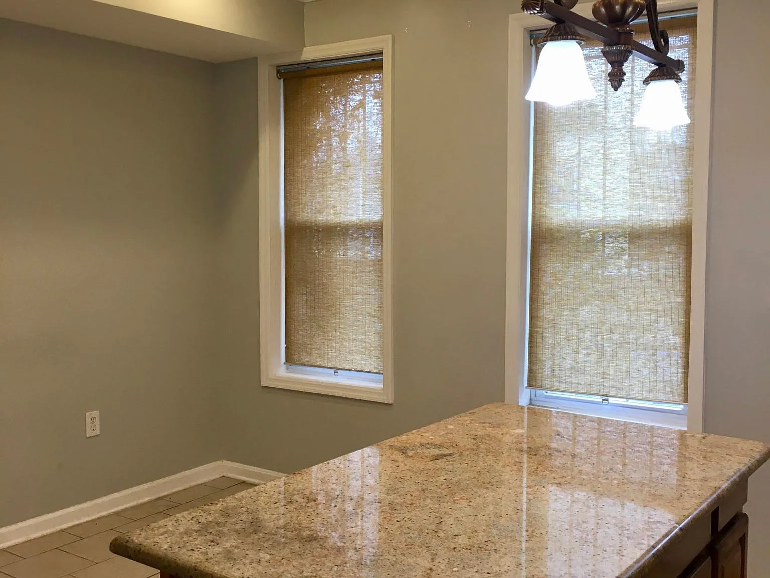 523 Florida Ave — Photo 4