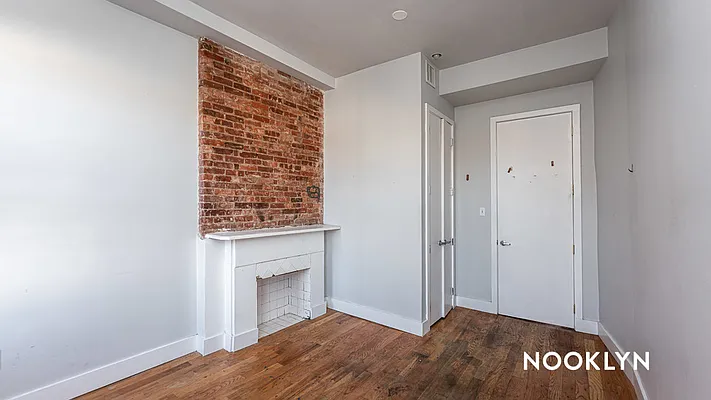 Rented by Nooklyn NYC LLC | media 25
