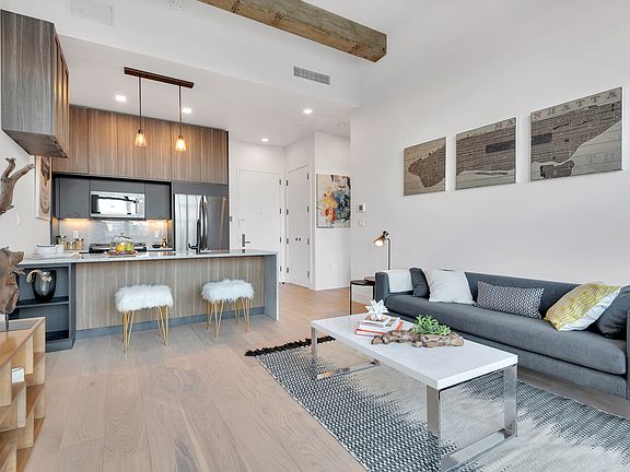 4th image of 5-33 48th Ave #3F