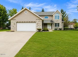 2053 Morning Glory Dr, Lima, OH 45807