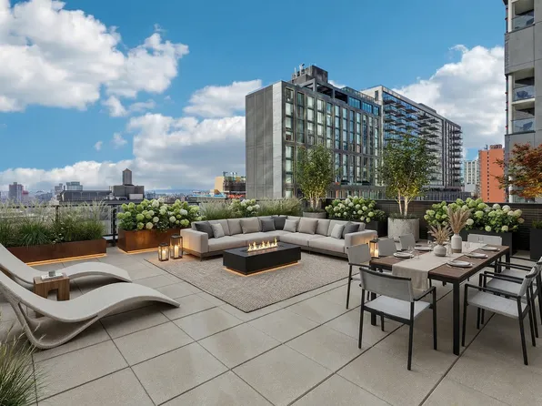 10 Nevins Street image 1 of 17