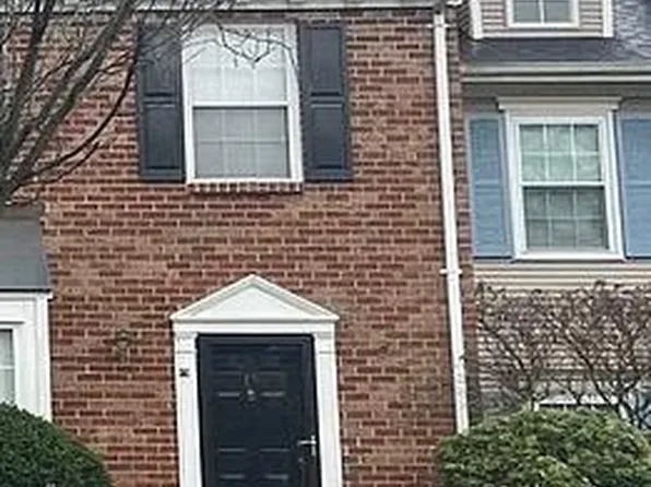 13 Dartmouth Way, North Brunswick, NJ 08902