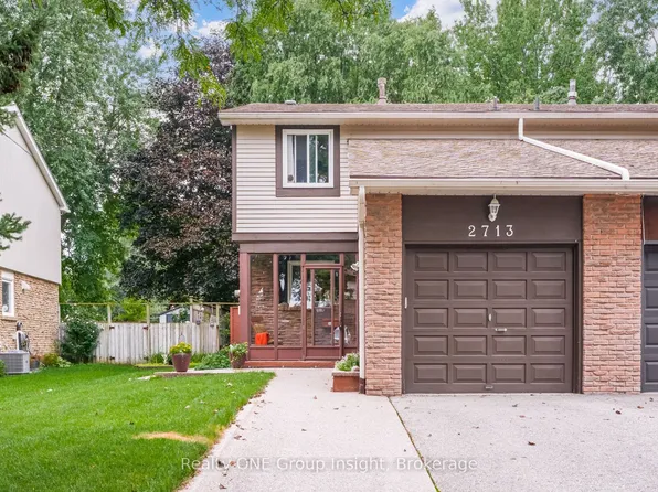 2713 Andorra Cir, Mississauga, ON L5N 2H8