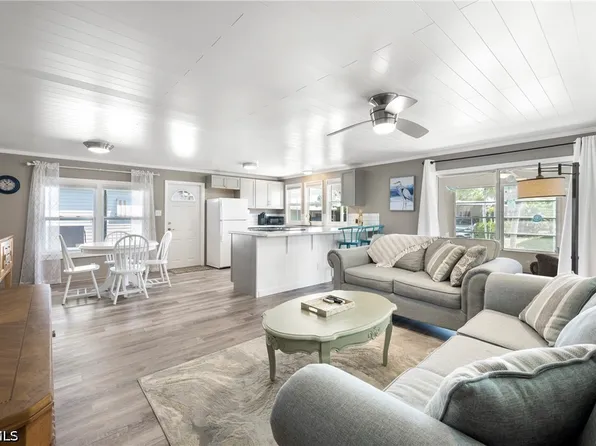 178 W Hampton Dr, Fort Myers, FL 33908