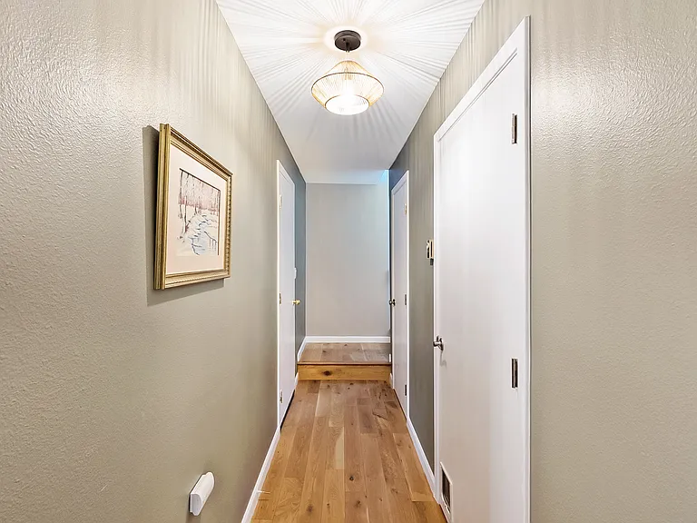 470 Homestead Dr — Photo 23