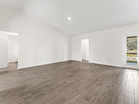 5th image of 15235 Tangelo Boulevard
