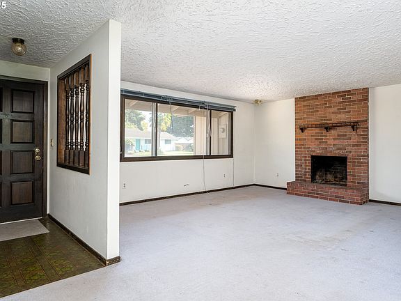 3rd image of 10008 NE 92nd Ave