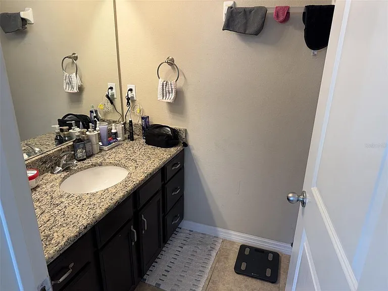 4639 SW 48th Dr #149 — Photo 9