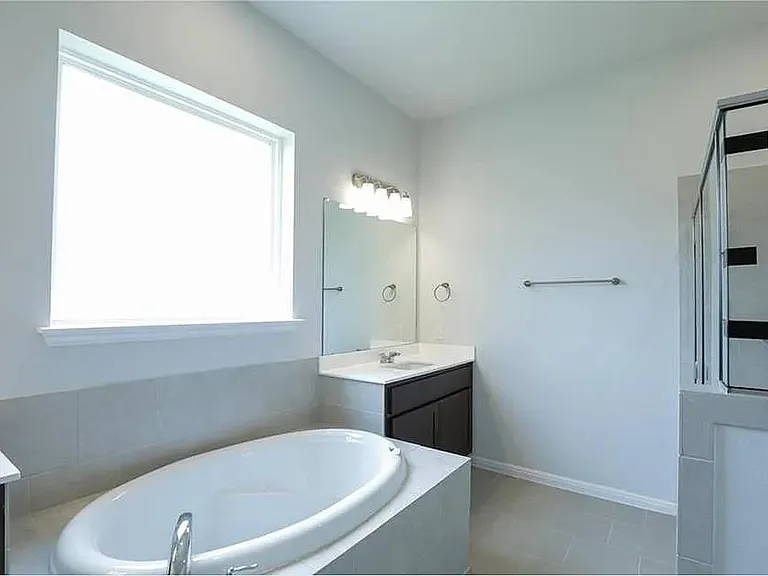 135 Horseshoe Cv — Photo 27