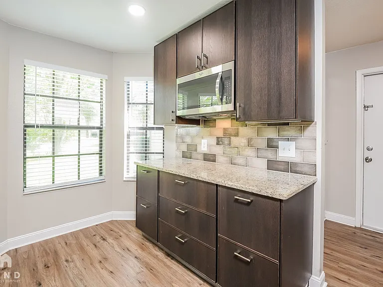 1524 Crosswind Cir — Photo 3