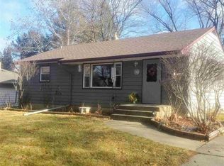 4307 Pinecrest Rd, Rockford, IL 61107