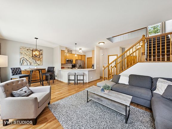 4th image of 24114 W Walnut Cir