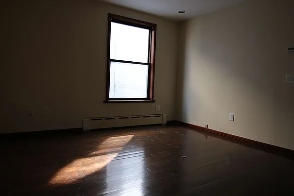 Rented by Target Realty Group | media 11