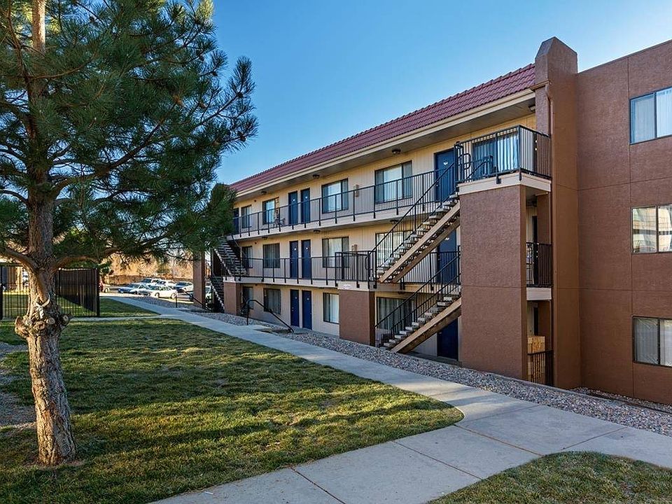 Vistas at The Citadel Building Exterior