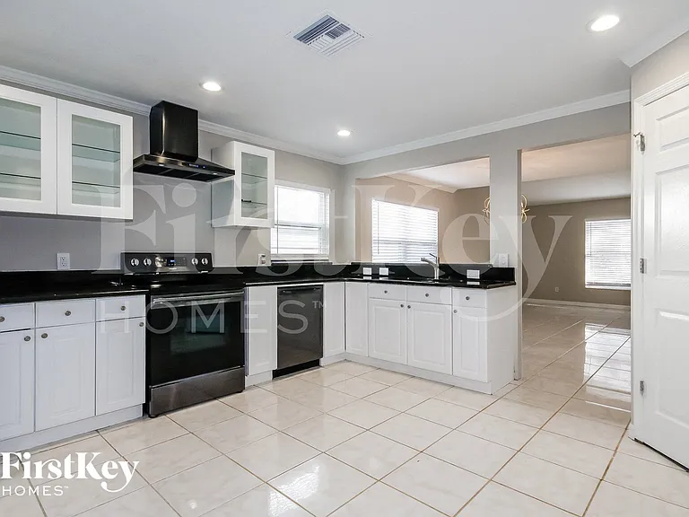 4212 Kipling Ave — Photo 6