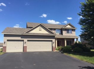 1013 Pinehurst Ln, Jordan, MN 55352
