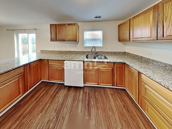 4th image of 17314 84th Avenue Ct E