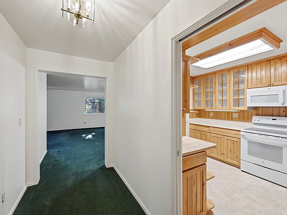 4th image of 2708 S Highland Dr E #7