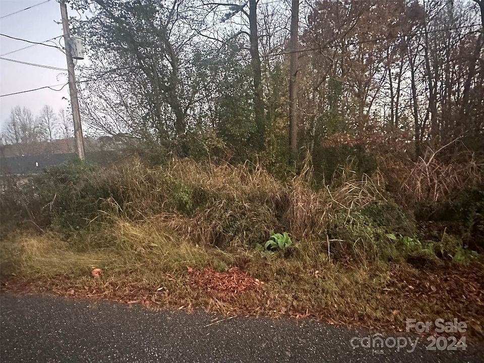 1st image of 133 Tower Dr