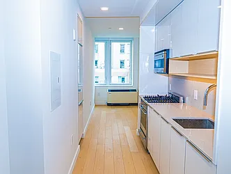 Rented by Metro Loft Management