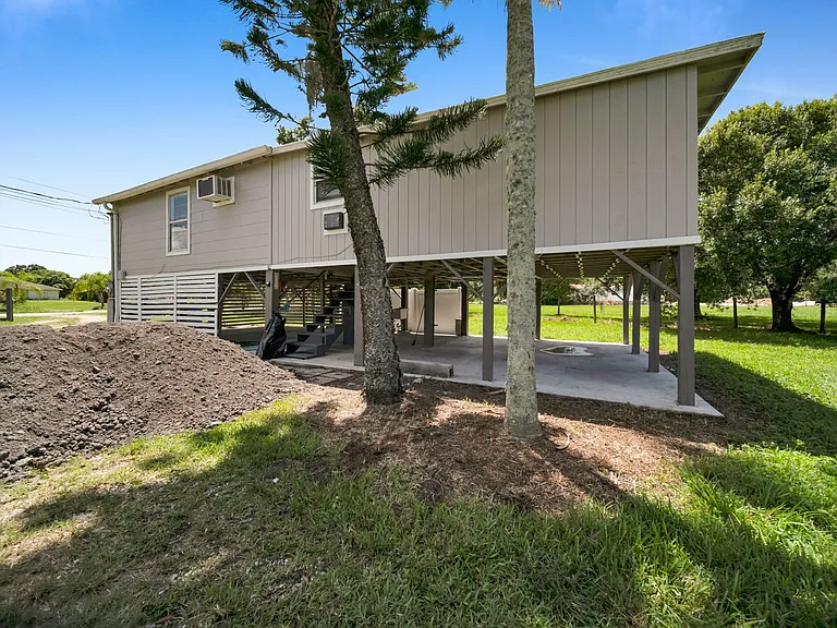 2950 Packinghouse Rd — Photo 23