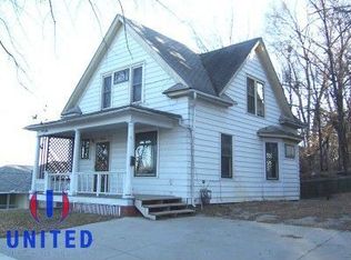 810 16th St, Sioux City, IA 51105