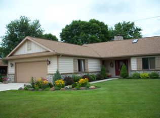 5801 E Dennis Dr, Marblehead, OH 43440
