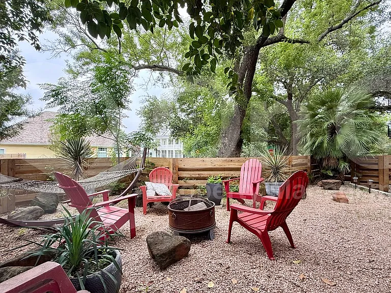 2502 Kinney Rd #A — Photo 29