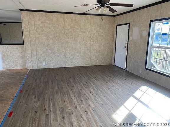 4th image of 400 N Unitah St