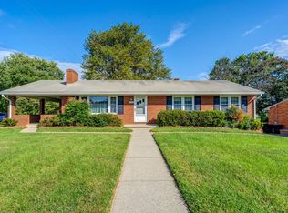 1702 Eanes Rd, Roanoke, VA 24014