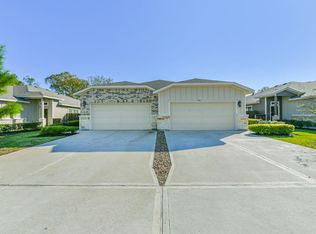 9757 Grosbeak Ln, Magnolia, TX 77354