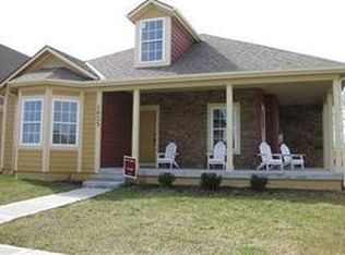 1825 SW Napa Valley Dr, Lees Summit, MO 64082