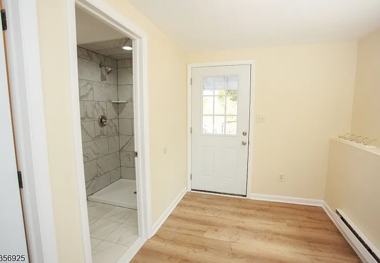 50 Mountain View Ave — Photo 24