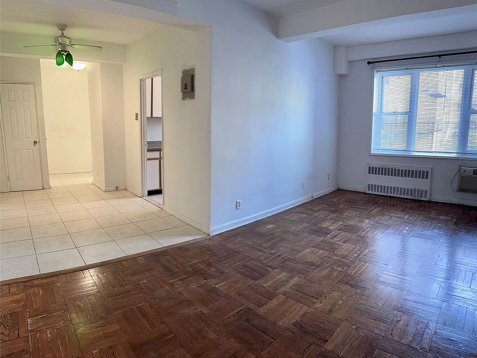 1st image of 2 Sadore Lane #1R