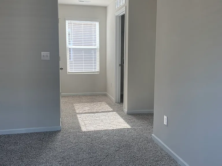 304 Orson Oaks Ln — Photo 8