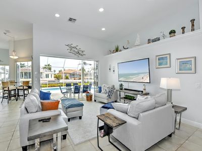 371 Capistrano Ct, Marco Island, FL, 34145