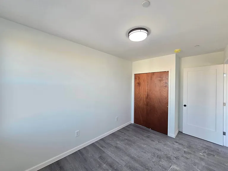 7910 4th Ave #2R — Photo 17